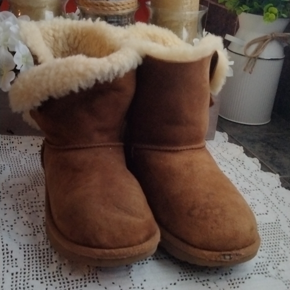 UGG BAILEY BOOTS - Picture 2 of 7